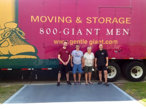 How to Help Your Parents Decide to Move or Downsize