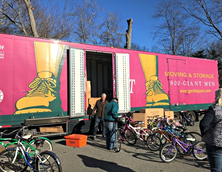 Gentle Giant Assists with Bicycle Donation Drop-off in Alabama